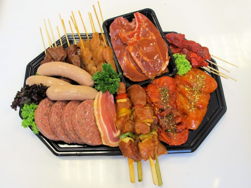 boucherie-BAUDUEN-min_bbq_butcher_shop_supermarket_meal_party-766127